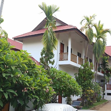 Palmhouse Hotel Mae Hong Son Exterior foto