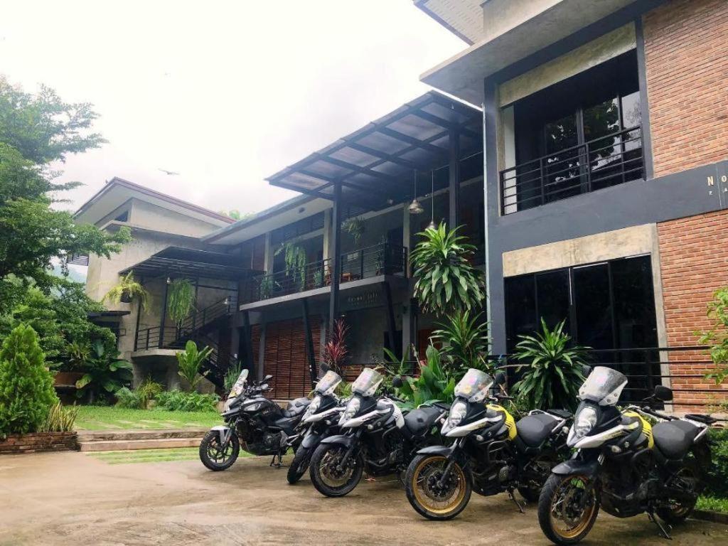 Palmhouse Hotel Mae Hong Son Exterior foto