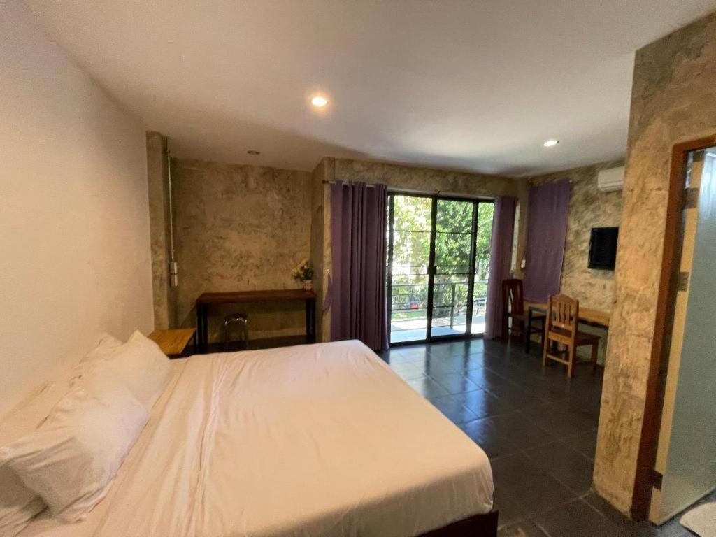 Palmhouse Hotel Mae Hong Son Exterior foto